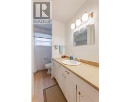 12 Donovan Street thumbnail 32