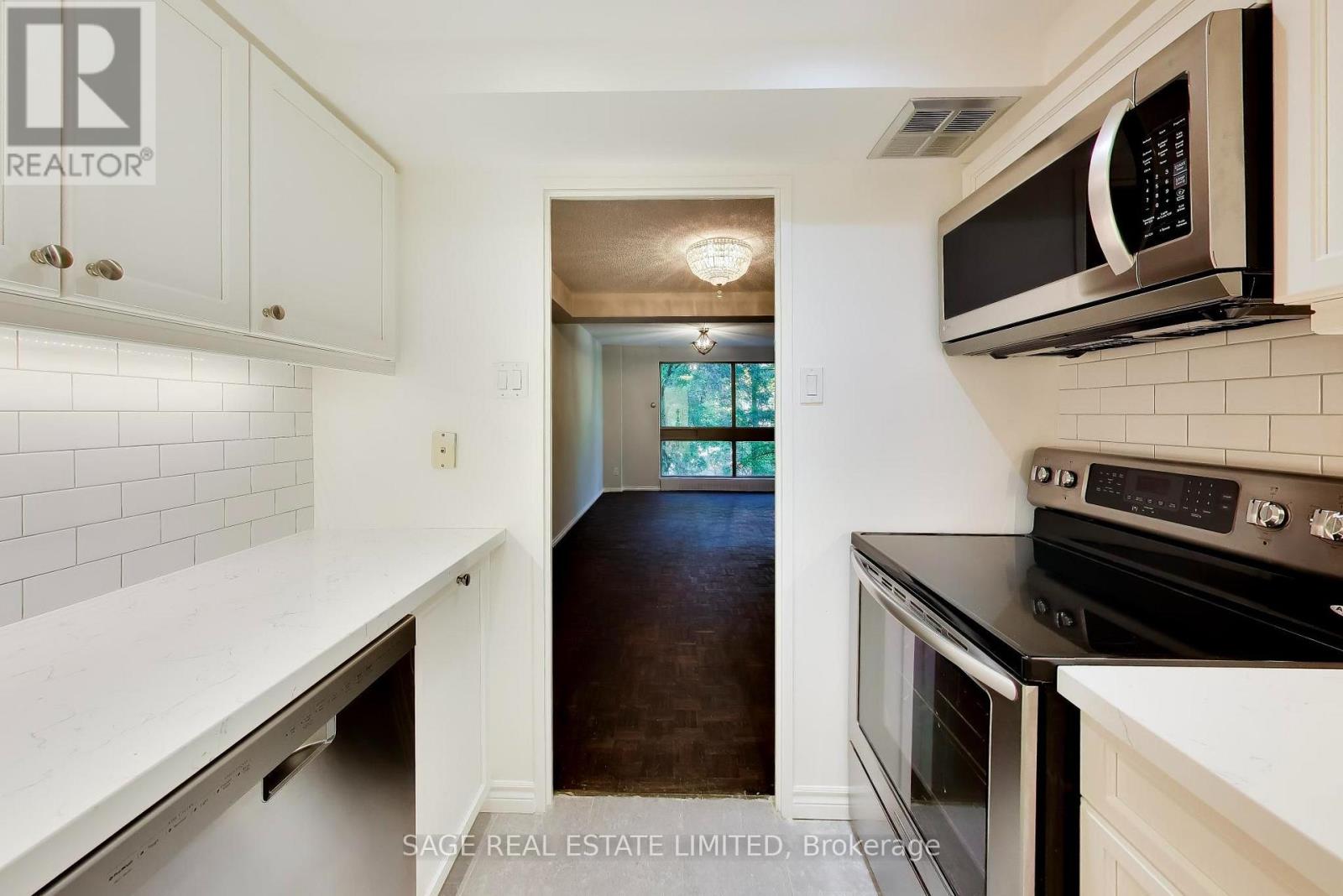 404 - 63 ST CLAIR AVENUE, Toronto (Yonge-St. Clair) — photo 9