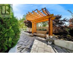 404 - 63 St Clair Avenue, Toronto, ON M4V2Y9 Photo 32