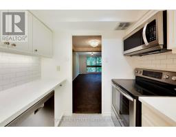 404 - 63 St Clair Avenue, Toronto, ON M4V2Y9 Photo 9
