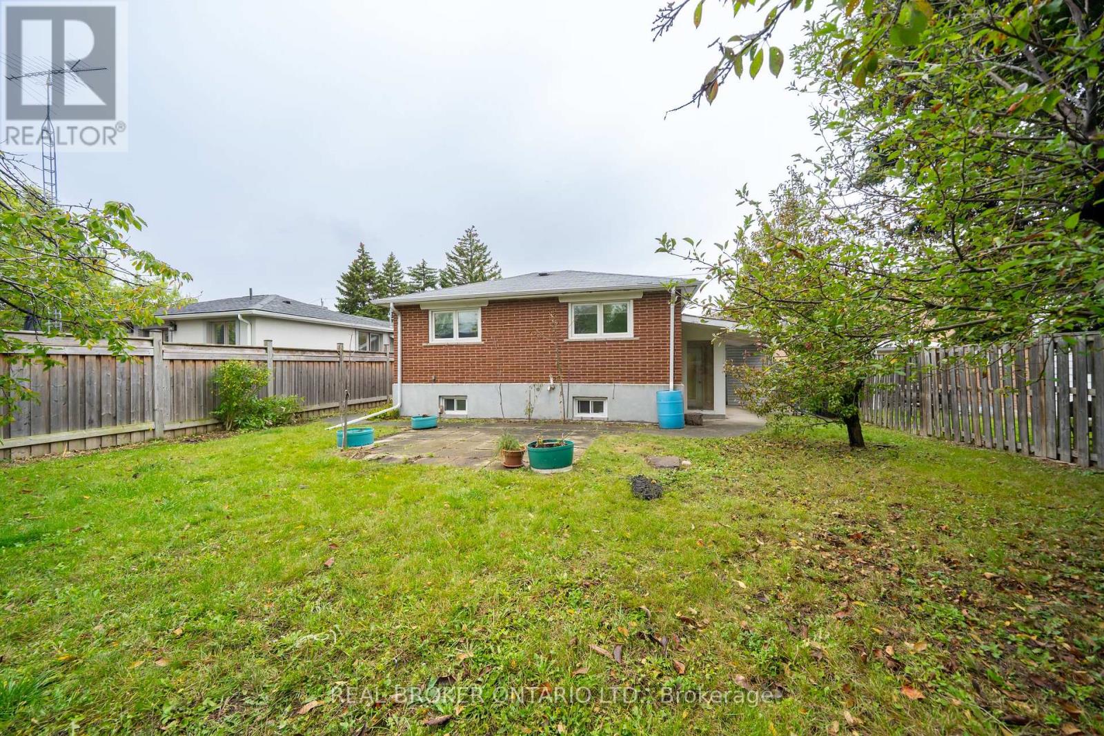 53 Kingslake Road, Toronto, ON photo 37