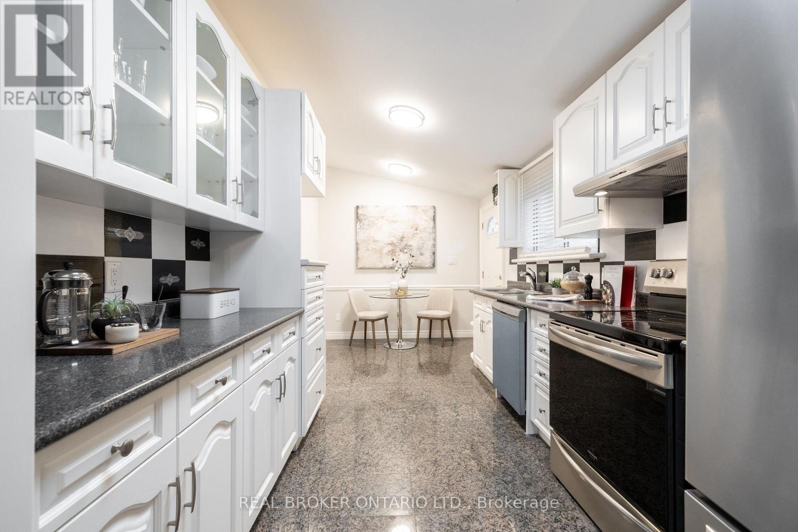 53 KINGSLAKE ROAD, Toronto (Don Valley Village) — photo 6