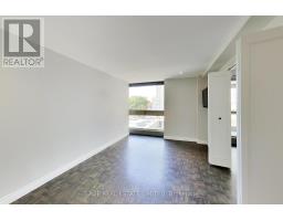 403 - 63 St Clair Avenue W, Toronto, ON M4V2Y9 Photo 17
