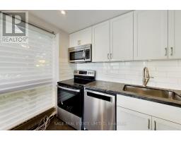 403 - 63 St Clair Avenue W, Toronto, ON M4V2Y9 Photo 8