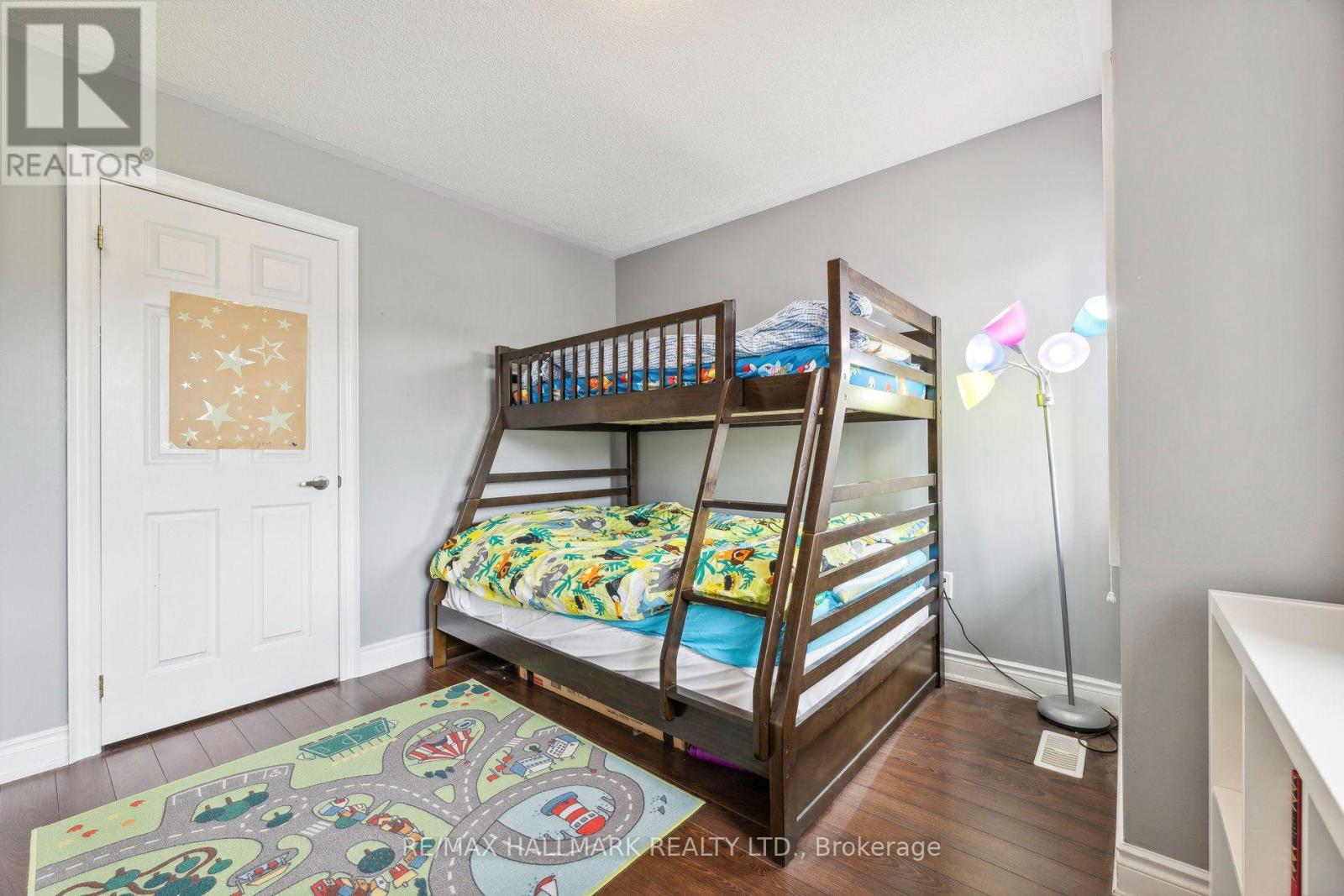447 Longworth Avenue, Clarington, ON photo 20