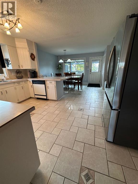 Property photograph 3 for MLS A2354542