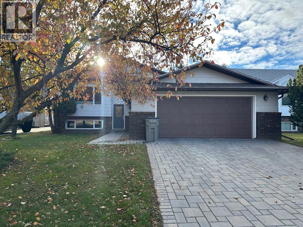 8218 102A Street, Grande Prairie, Alberta, T8W1Z5