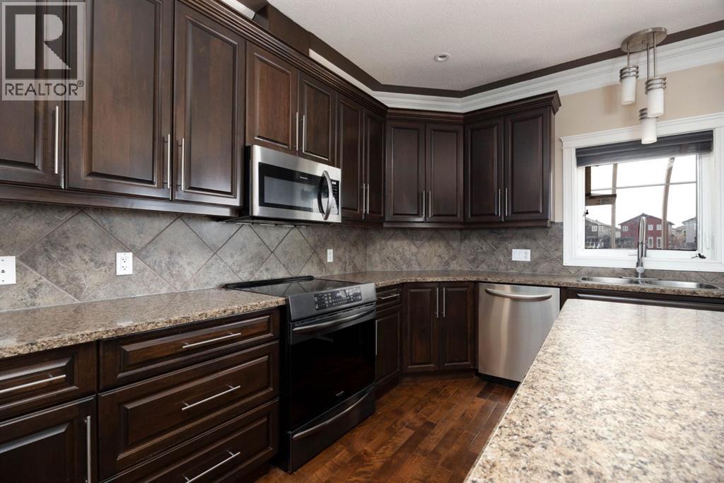 128 Mountain Avens Crescent, photo 10 of 39