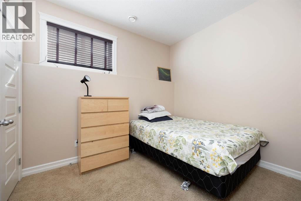 128 Mountain Avens Crescent, photo 32 of 39