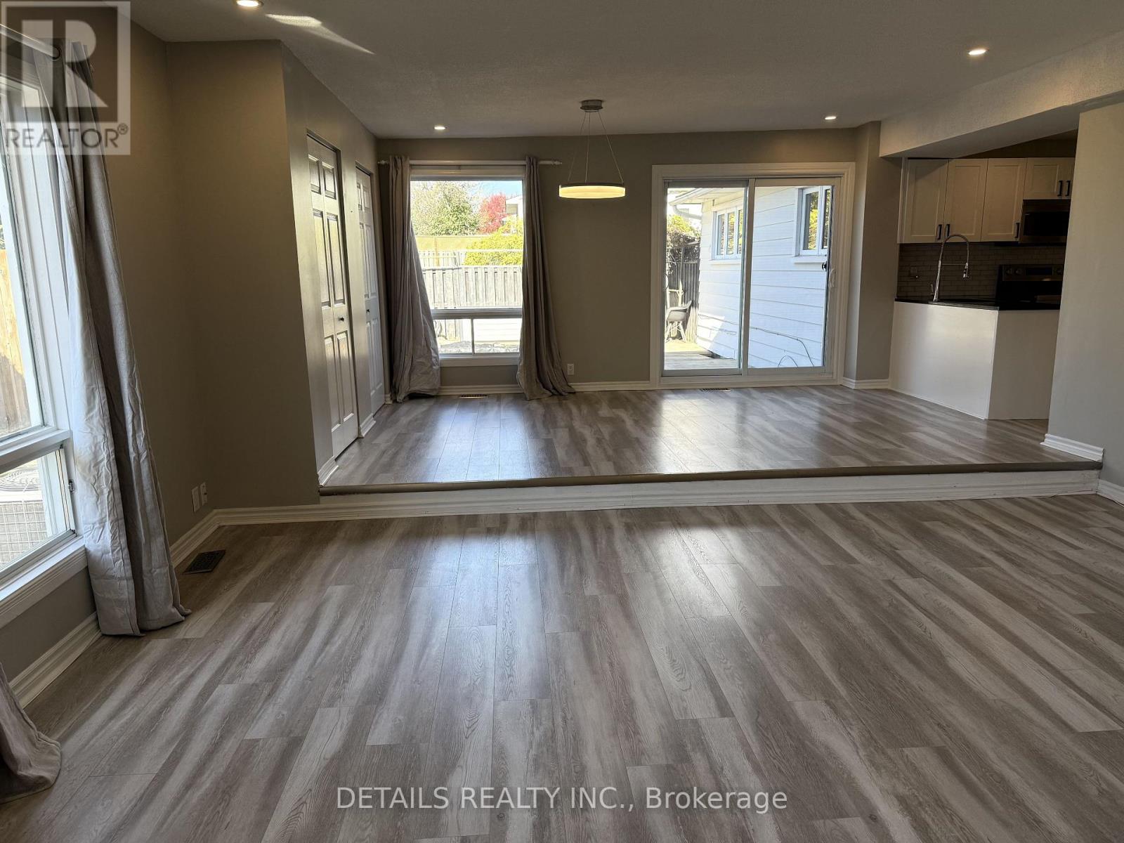 Commercial Properties for Sale in Ottawa – 55 SAGINAW CRESCENT – By Peter Sagos - Image 17