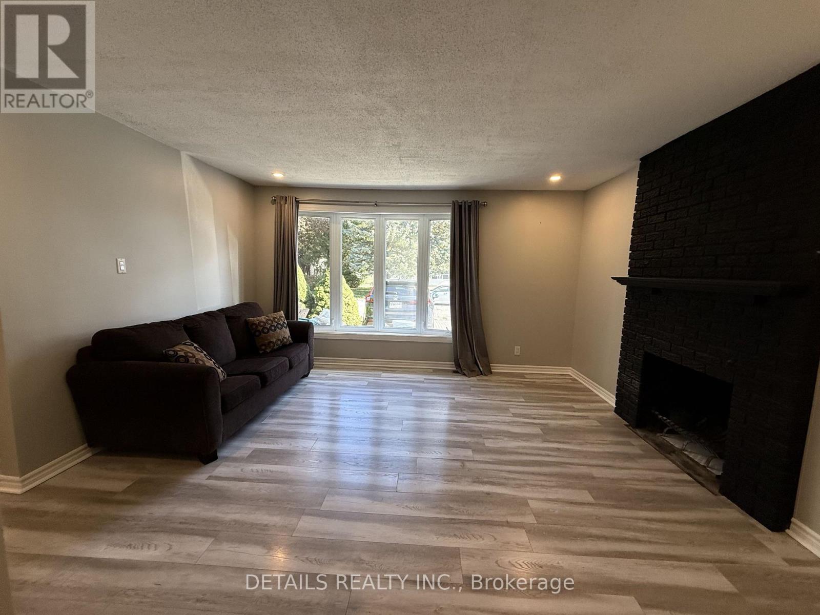 55 SAGINAW CRESCENT, Ottawa — photo 9