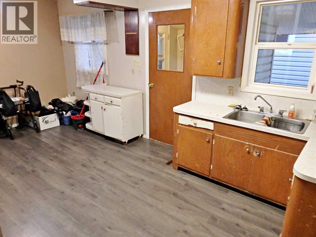 4901 51 Avenue, Vermilion — photo 15