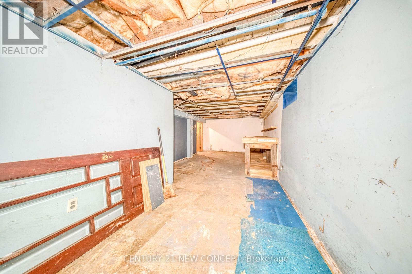 68 Victoria Street, Barrie photo 40