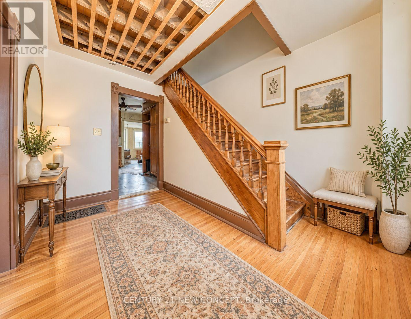 68 VICTORIA STREET, Barrie (Sanford) — photo 7