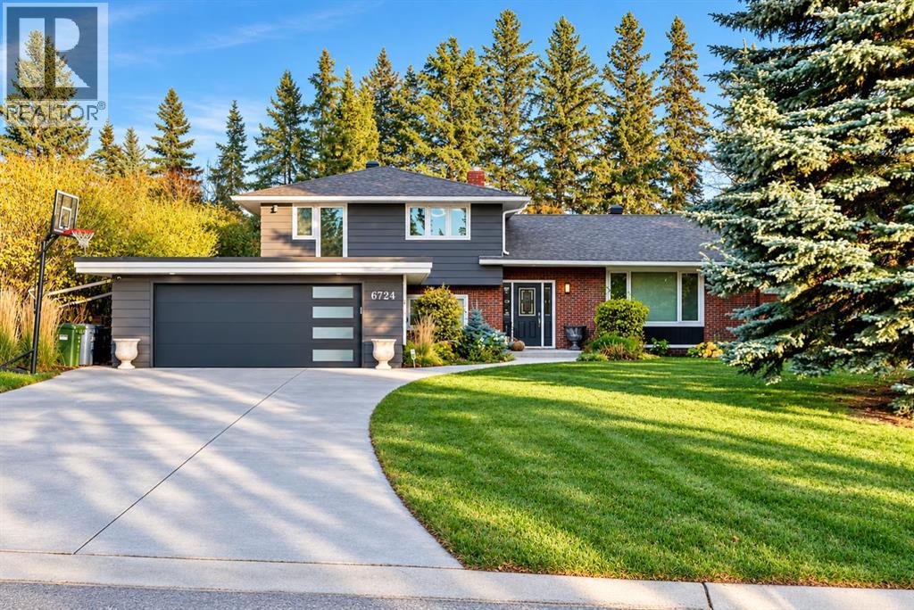 6724 Laird Court SW, Calgary, Alberta, T3E6G1