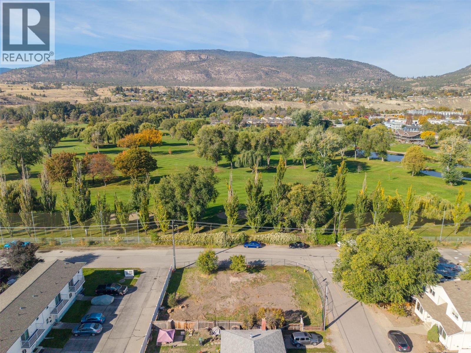  794 Kamloops Avenue, Penticton - Image 1