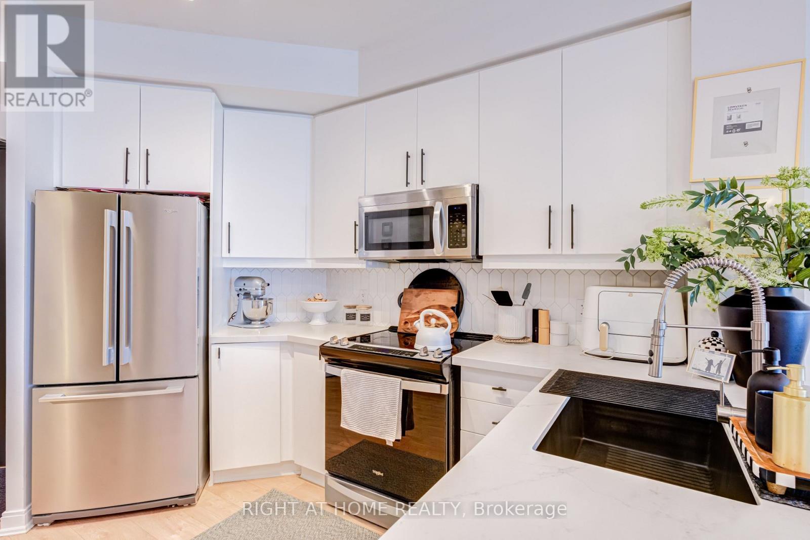 1405 - 70 ABSOLUTE AVENUE, Mississauga (City Centre) — photo 10