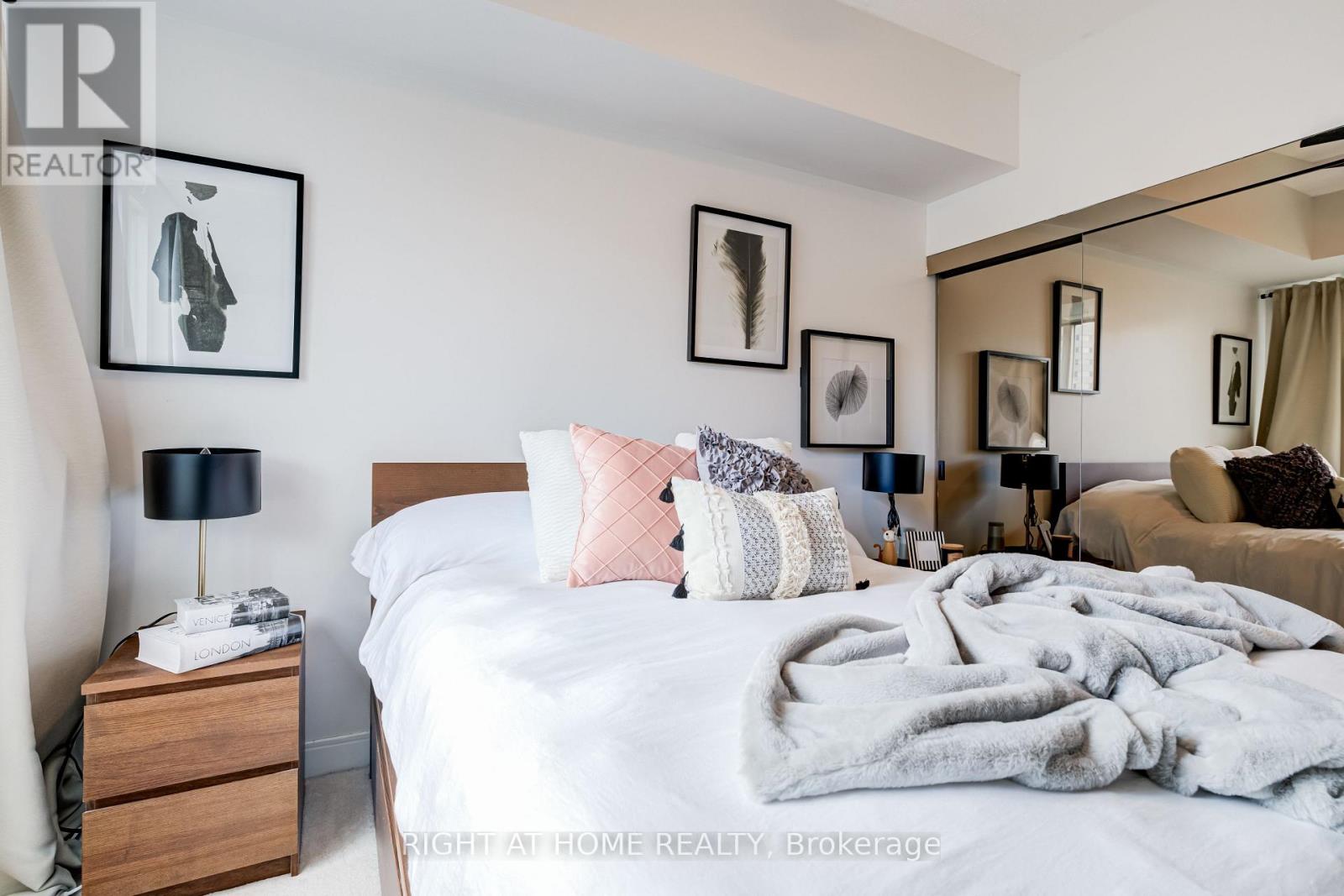1405 - 70 ABSOLUTE AVENUE, Mississauga (City Centre) — photo 12
