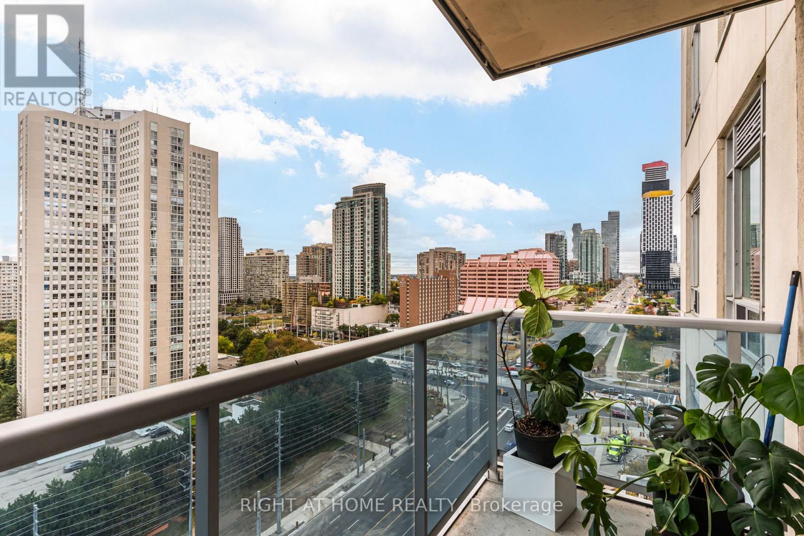 1405- 70 Absolute Avenue, Mississauga, ON photo 21