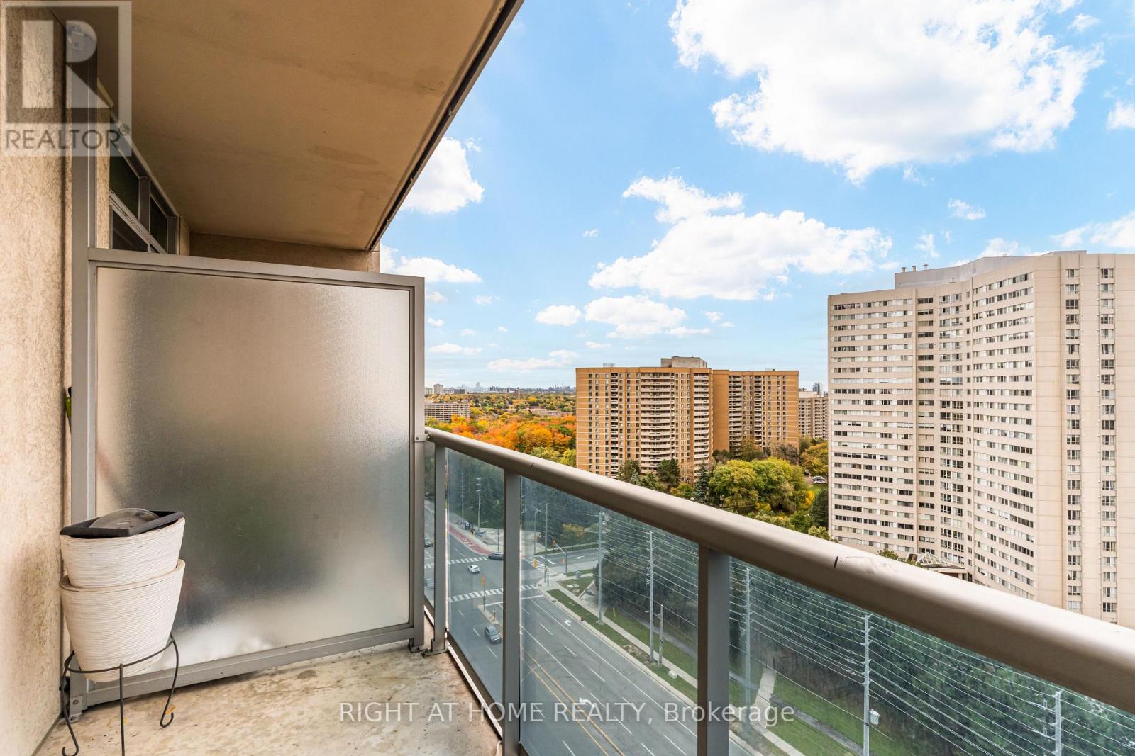 1405- 70 Absolute Avenue, Mississauga, ON photo 22