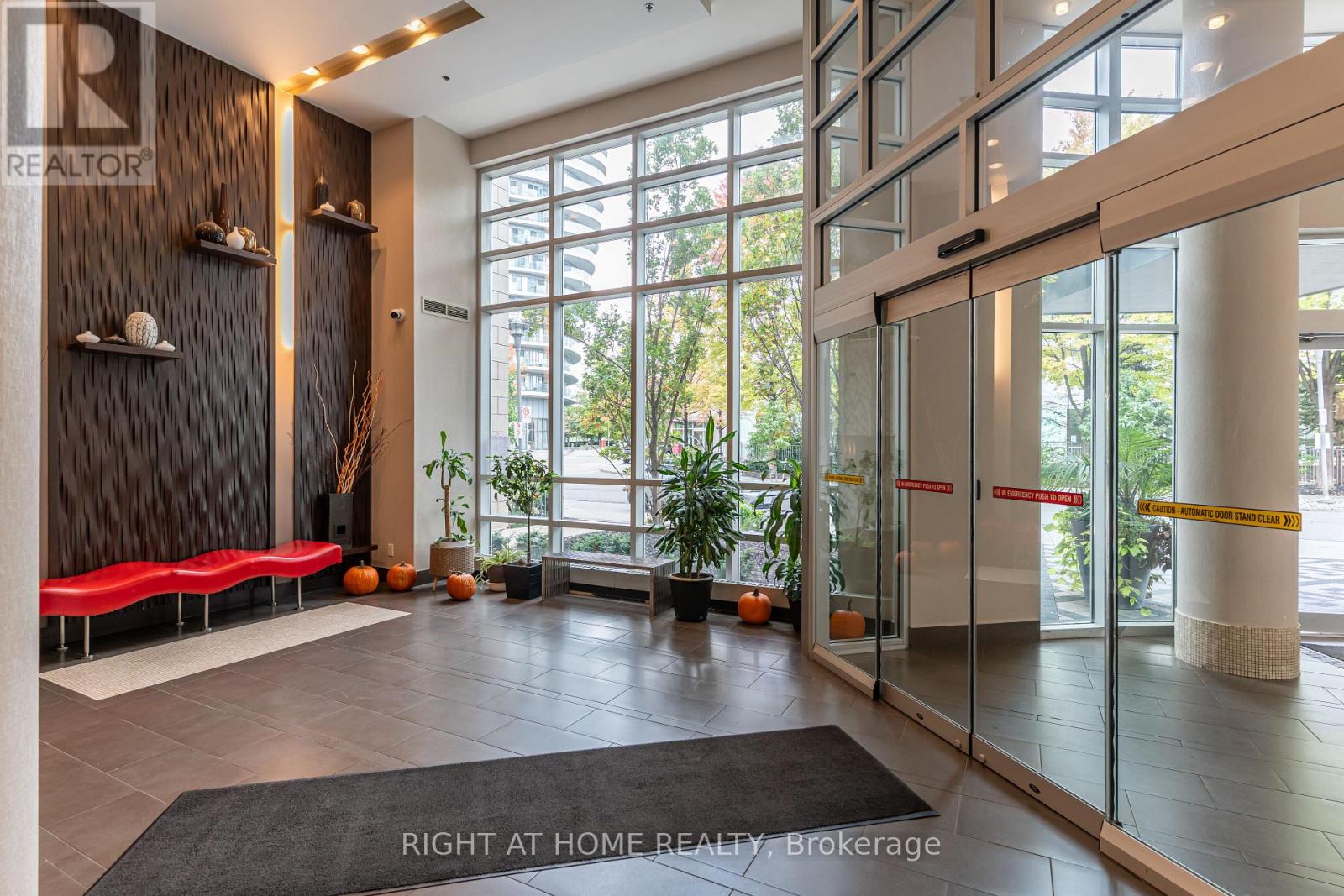 1405- 70 Absolute Avenue, Mississauga, ON photo 31