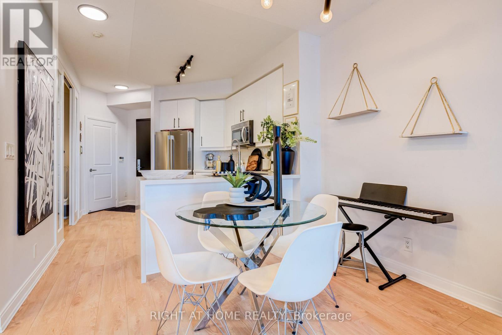 1405 - 70 ABSOLUTE AVENUE, Mississauga (City Centre) — photo 6