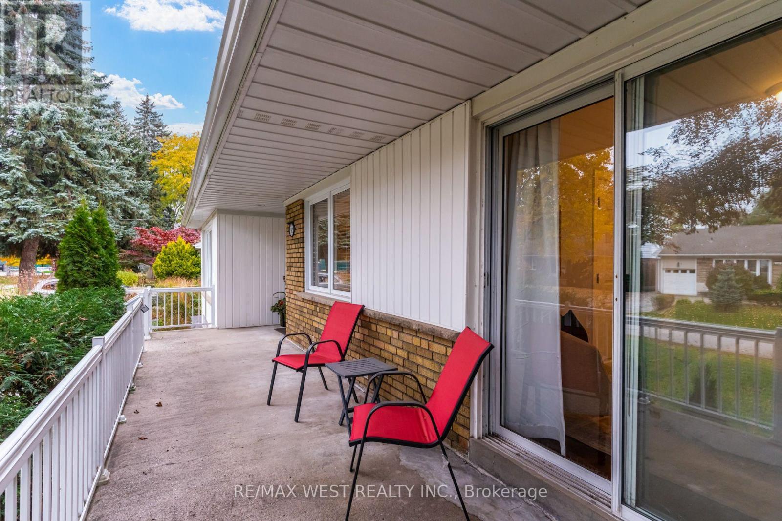 1603 LINCOLNSHIRE BOULEVARD, Mississauga (Lakeview) — photo 4