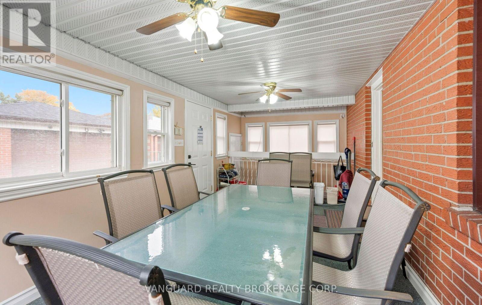182 Rustic Road, Toronto, ON photo 26