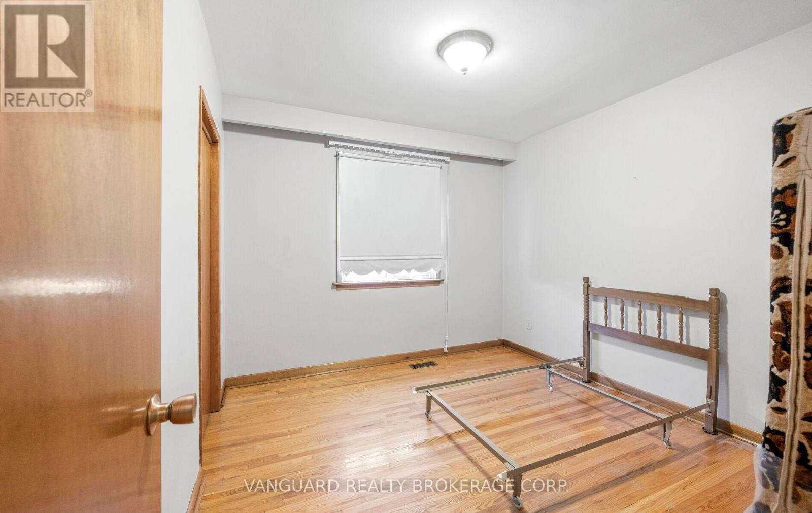 182 Rustic Road, Toronto, ON photo 30