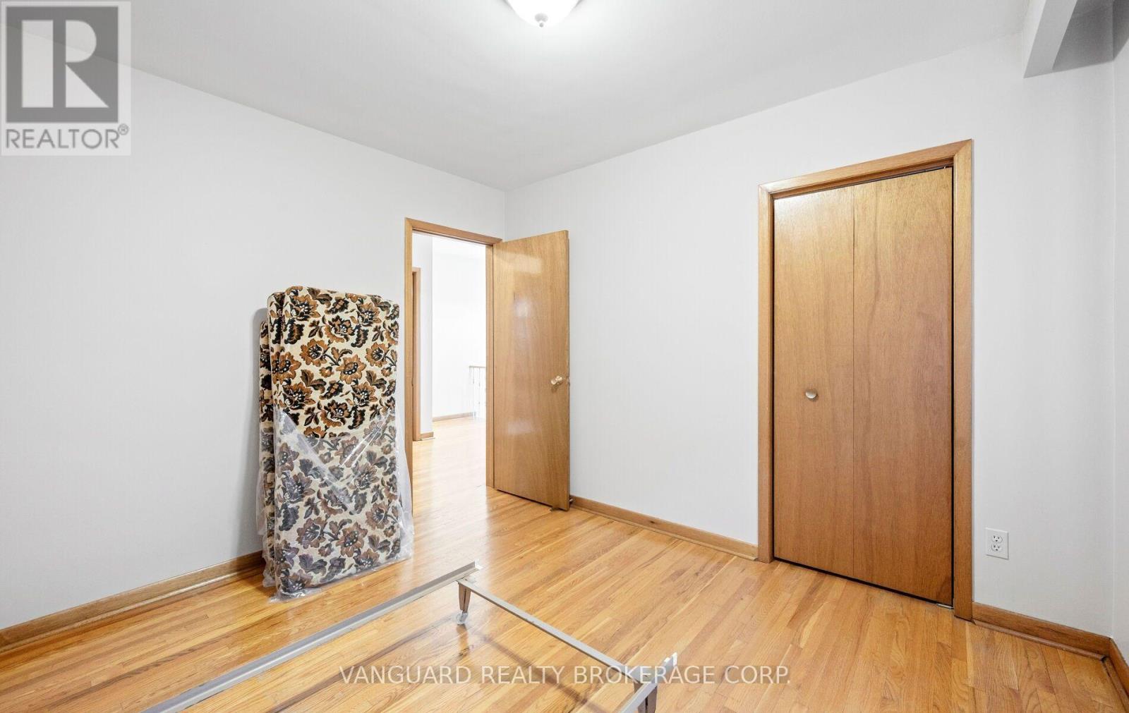 182 Rustic Road, Toronto, ON photo 31