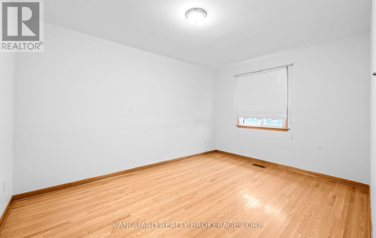 182 Rustic Road, Toronto, ON photo 32