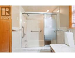 182 Rustic Road, Toronto, ON M6L1W1 Photo 37
