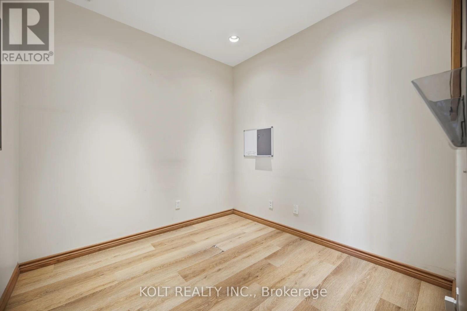 UNIT 31 - 145 TRADERS BOULEVARD E, Mississauga (Gateway) — photo 5