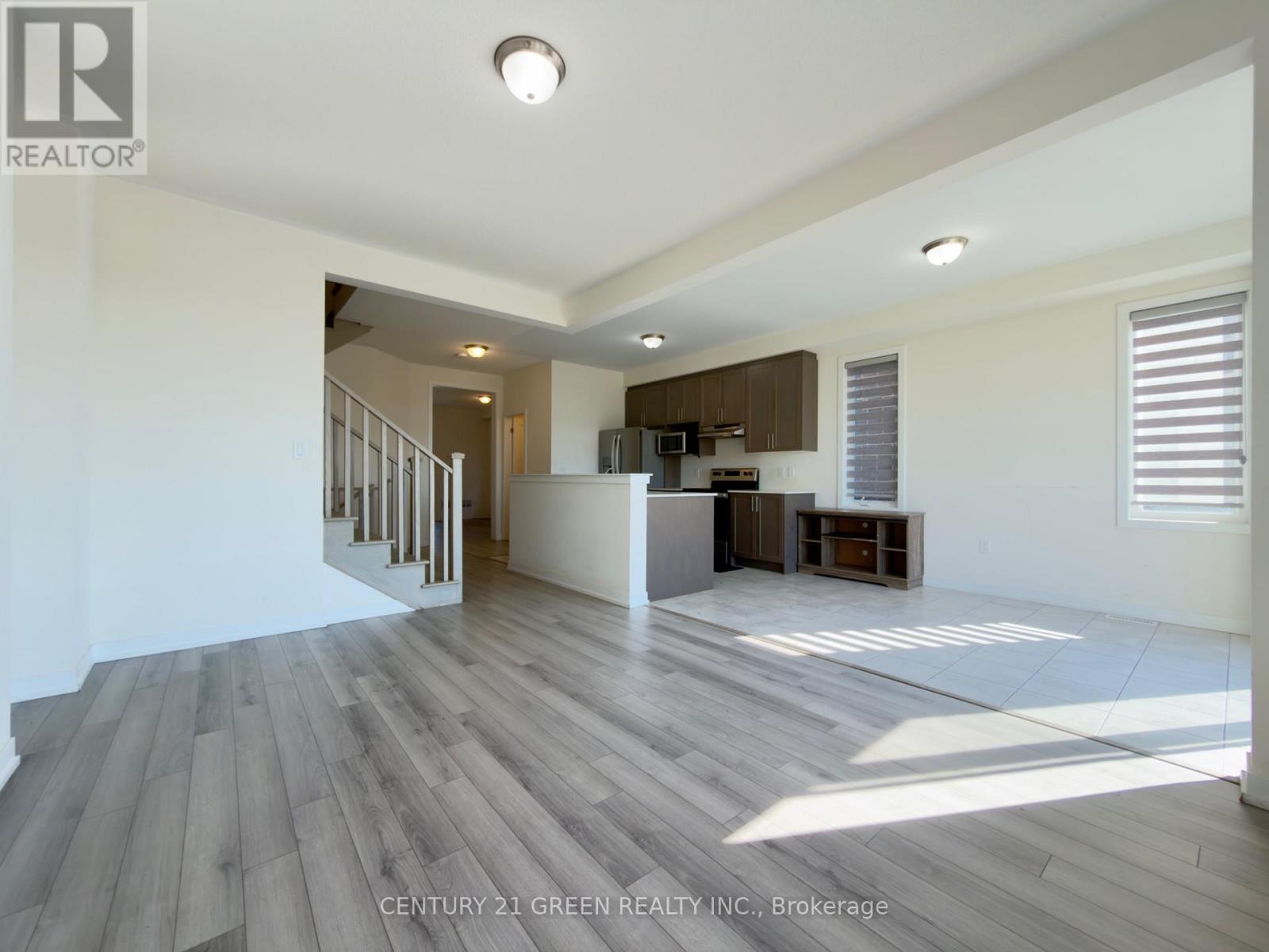 1546 ROSE WAY, Milton (CB Cobban) — photo 10
