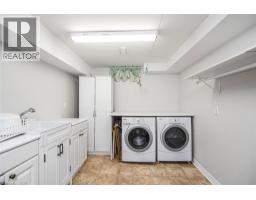 1384 Blackburn Drive, Oakville, ON L5M2W5 Photo 43