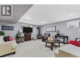 72 Sandstone Place Se, Medicine Hat, AB T1B4R9 Photo 32