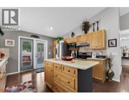 72 Sandstone Place Se, Medicine Hat, AB T1B4R9 Photo 14