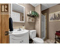 72 Sandstone Place Se, Medicine Hat, AB T1B4R9 Photo 39