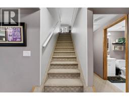 72 Sandstone Place Se, Medicine Hat, AB T1B4R9 Photo 28