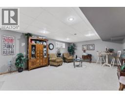 72 Sandstone Place Se, Medicine Hat, AB T1B4R9 Photo 33