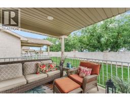 72 Sandstone Place Se, Medicine Hat, AB T1B4R9 Photo 42