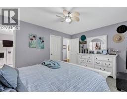 72 Sandstone Place Se, Medicine Hat, AB T1B4R9 Photo 23