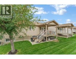 72 Sandstone Place Se, Medicine Hat, AB T1B4R9 Photo 47