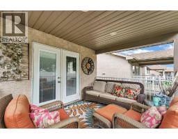 72 Sandstone Place Se, Medicine Hat, AB T1B4R9 Photo 43