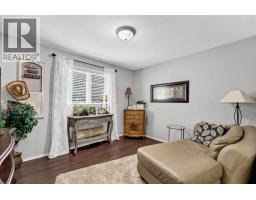 72 Sandstone Place Se, Medicine Hat, AB T1B4R9 Photo 19