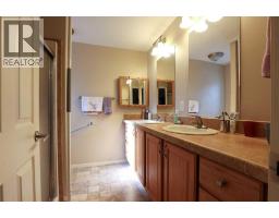 29 Chartwell Place Se, Medicine Hat, AB T1B0E2 Photo 35