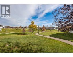 29 Chartwell Place Se, Medicine Hat, AB T1B0E2 Photo 31