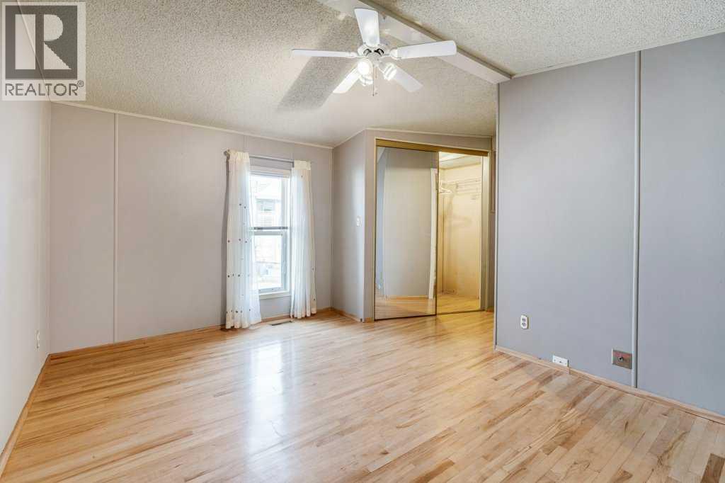 2948 31 Street S, photo 21 of 34