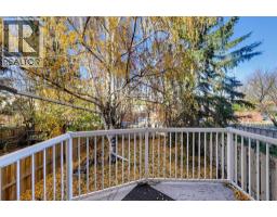 302 Woodvale Crescent Sw, Calgary, AB T2W3P3 Photo 23