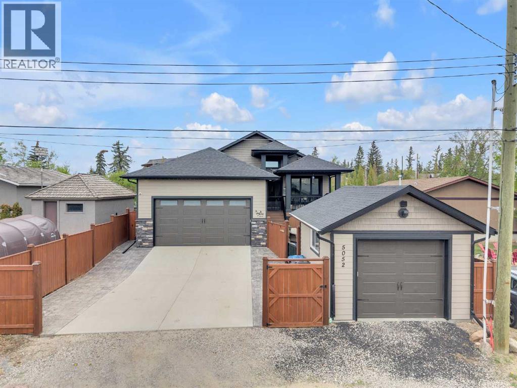 5052 Lakeshore Drive, Sylvan Lake — photo 3